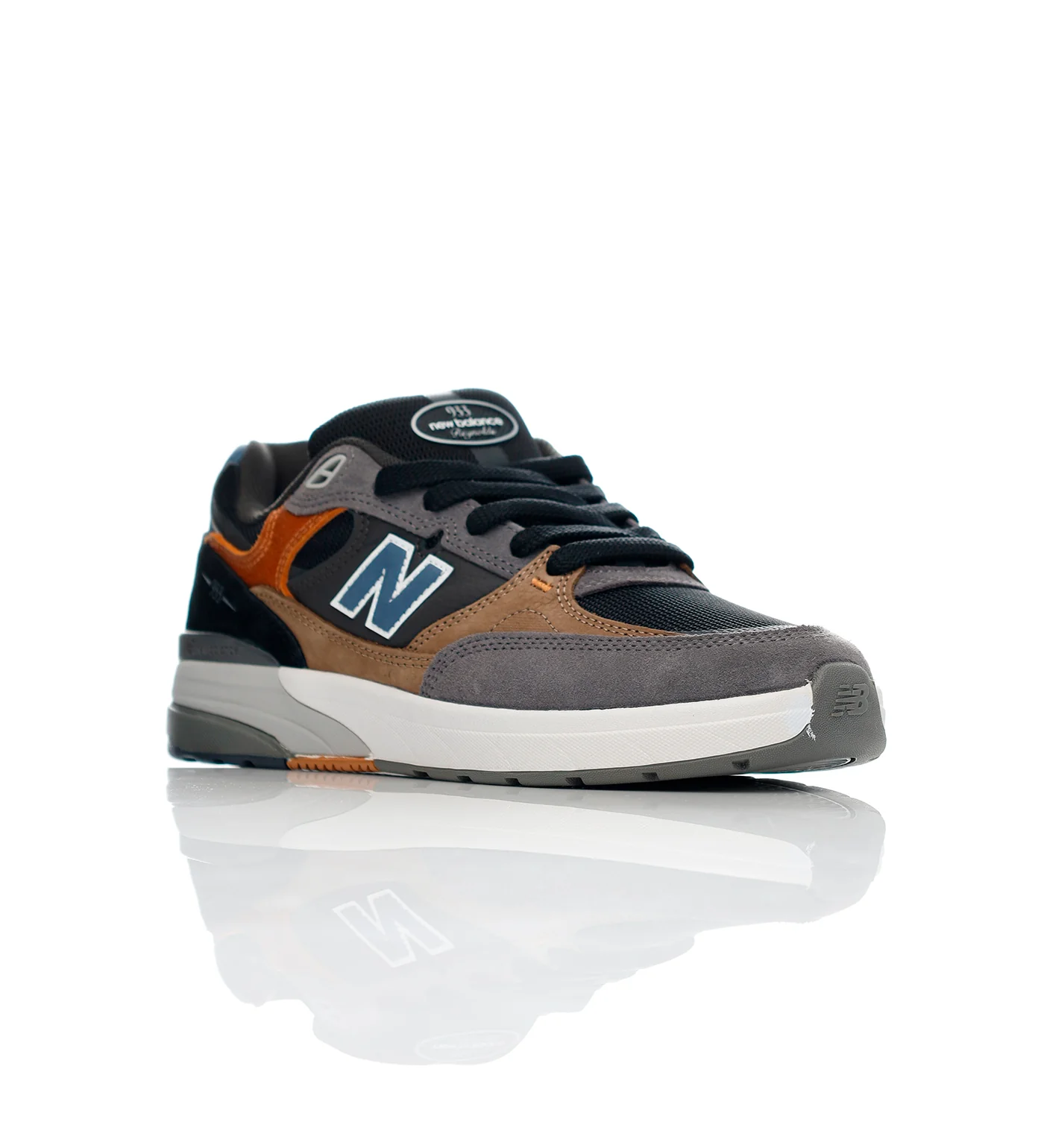933 Andrew Reynolds, Grey/Blue - Image 2